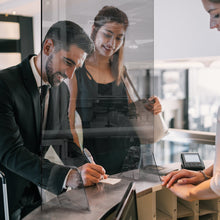 Afbeelding in Gallery-weergave laden, Hygiënisch spuug- en niesscherm voor aanrechtblad